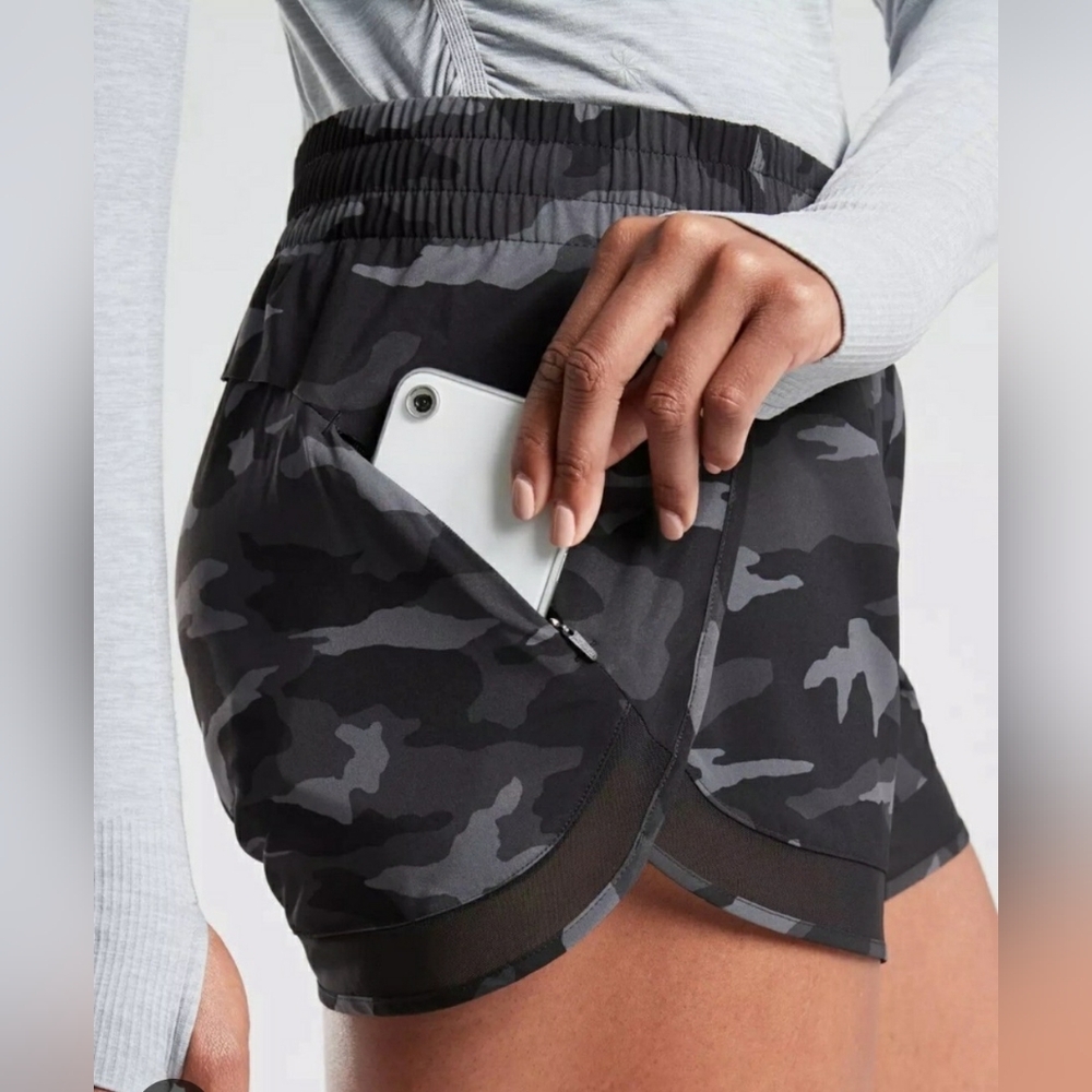 ATHLETA Black & Grey Camo Printed Mesh Racer Run Shorts